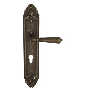 Дверная ручка Venezia VIGNOLE CYL на планке PL90 античная бронза