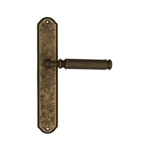 Дверная ручка Venezia MOSCA на планке PL02 античная бронза