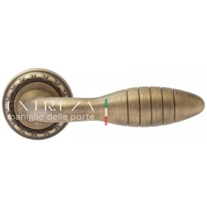 Дверная ручка Extreza MIREL (Мирел) 316 на розетке R02 матовая бронза F03