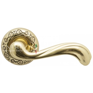 Дверная ручка Extreza NINA (Нина) 317 на розетке R04 полированное золото F01