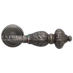 Дверная ручка Extreza TESLA (Тесла) 315 R01 античное серебро F45