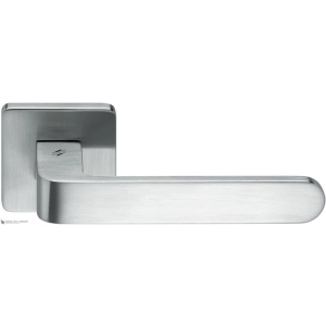 Дверная ручка на квадратном основании COLOMBO Fedra AC11RSB-CM матовый хром