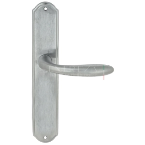 Дверная ручка Extreza COMO (Комо) 322 на планке PL01 матовый хром F05