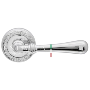 Дверная ручка Extreza EVA (Эва) 319 на розетке R06 полированный хром