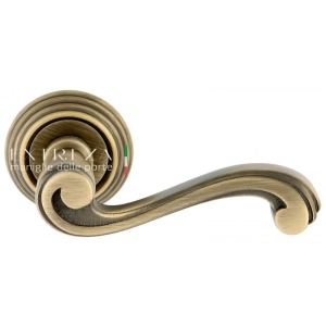 Дверная ручка Extreza LINA (Лина) 313 на розетке R05 матовая бронза