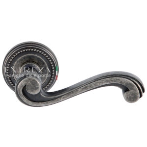 Дверная ручка Extreza LINA (Лина) 313 на розетке R03 античное серебро